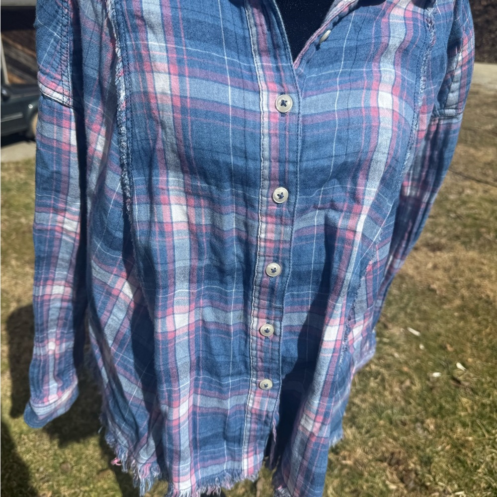 We the free top raw edge